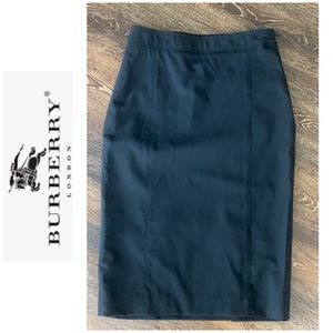 Like new Burberry black pencil skirt super cute